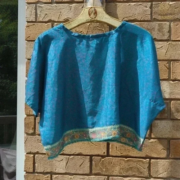 Silk  Top - Picture 2 of 6